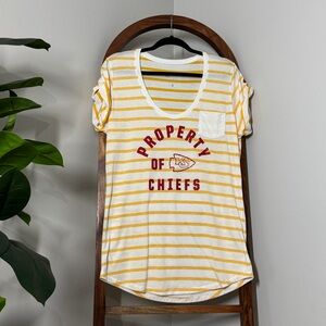 Nike NFL MEDIUM KC Kansas City Chiefs Striped Short Sleeve Tee Shirt